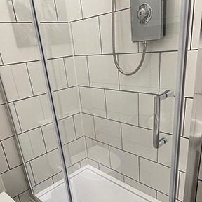 Serviced Apartment Cleaning Bath